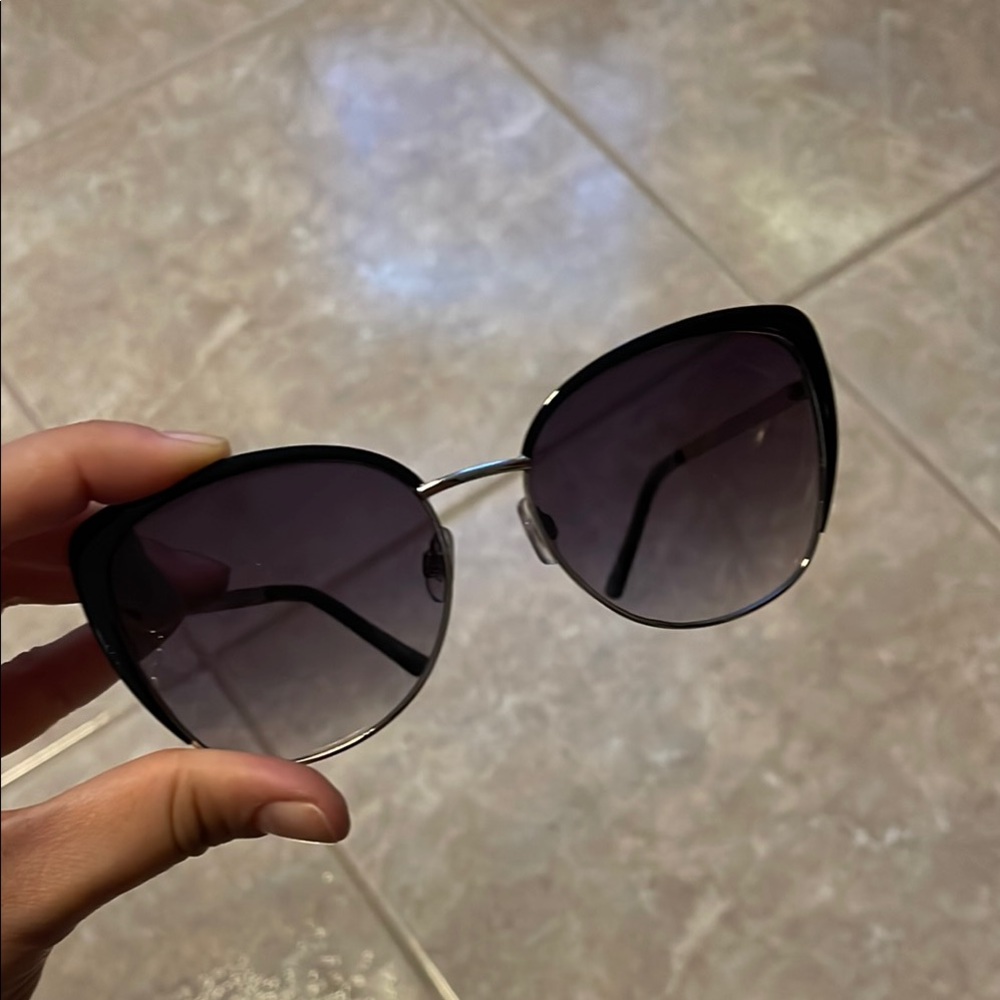 Stylish Black Sunglasses